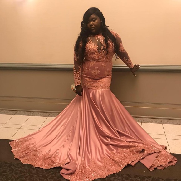 Beautiful Custom Made Prom Dress - Picture 3 of 4